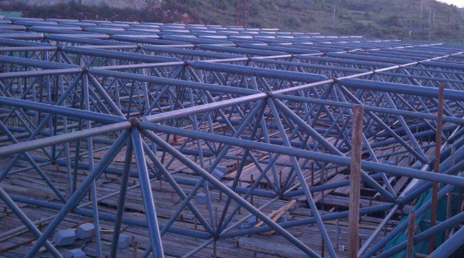 贵阳概述网架加工中对钢材的质量的过细恳求